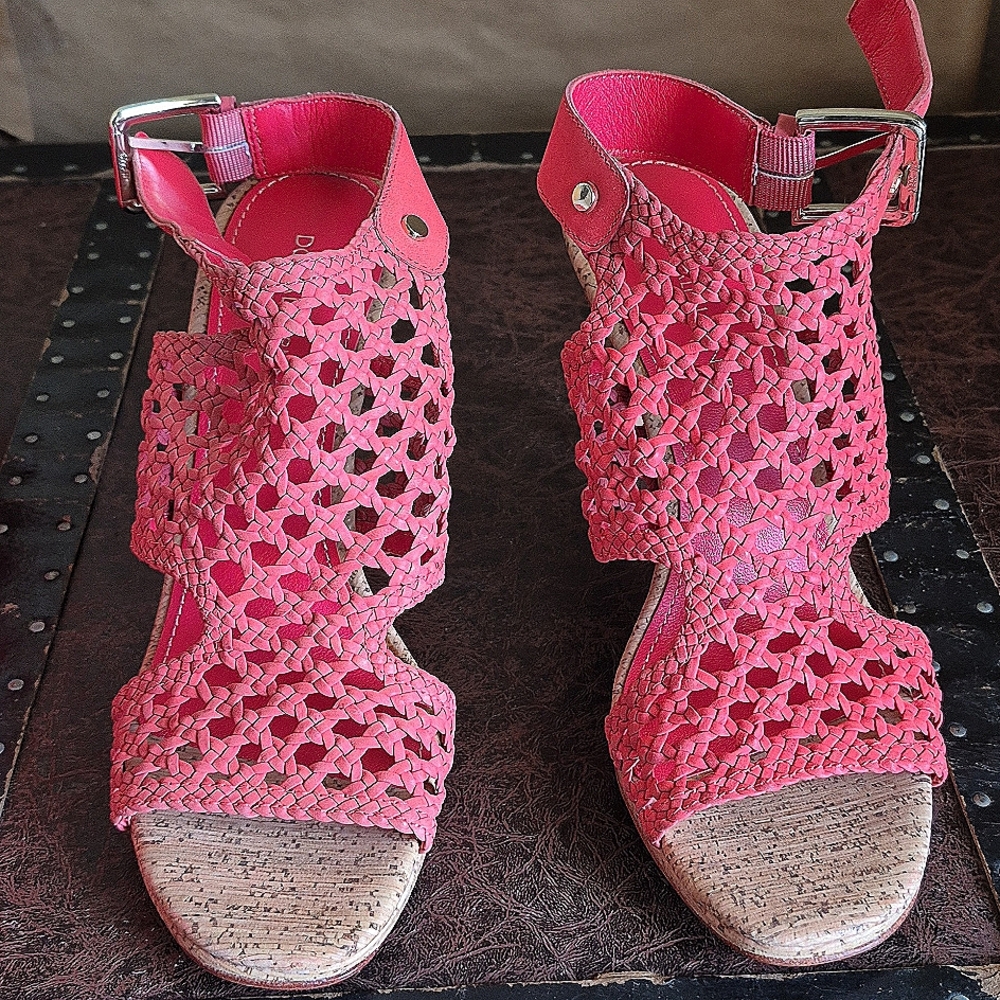 Brand new Donald J Pliner heeled sandal.